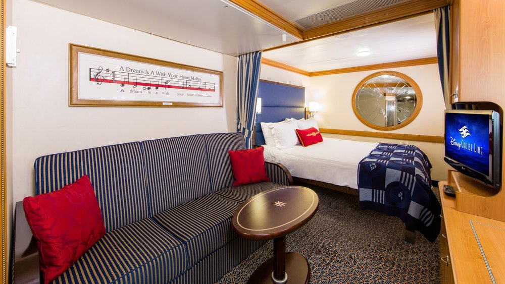 Disney Wonder inside stateroom. ©Disney 