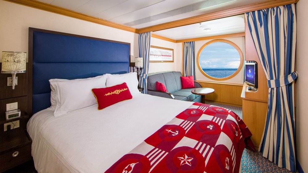  Disney Wonder deluxe oceanview stateroom ©Disney 