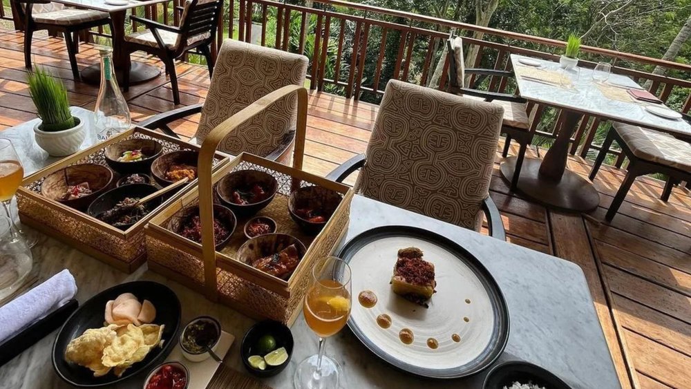 Enjoy the freshness of farm-to-table meals. Credits to @kwon_o_pi on Instagram