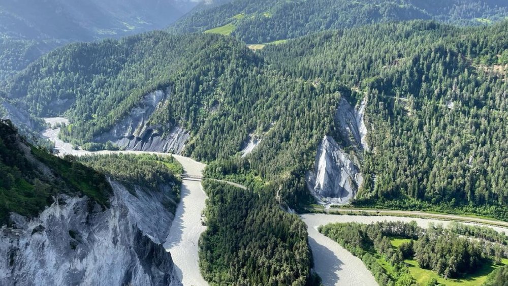 See the impressive landscape of Rhine Gorge, known as the Swiss Grand Canyon. Credits: @jasminsfootprints on Instagram