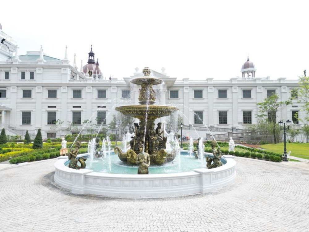 佐登妮絲城堡推薦景點:琦琦公主噴泉