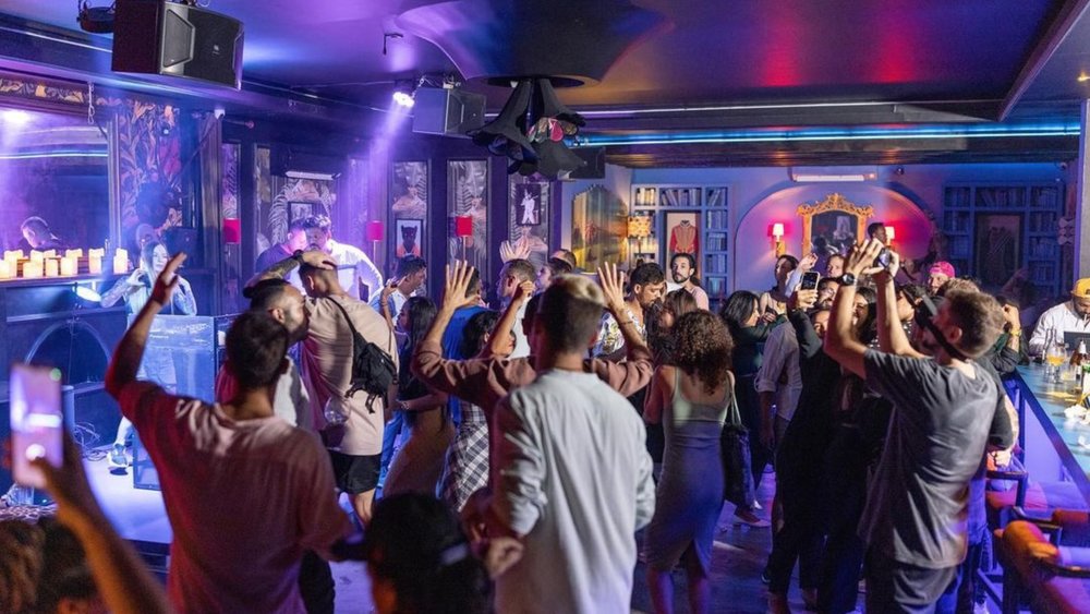 If you're a nightlife lover, then end your day with a bang at The Blue Door!  Credits: @thebluedoorbali on Instagram