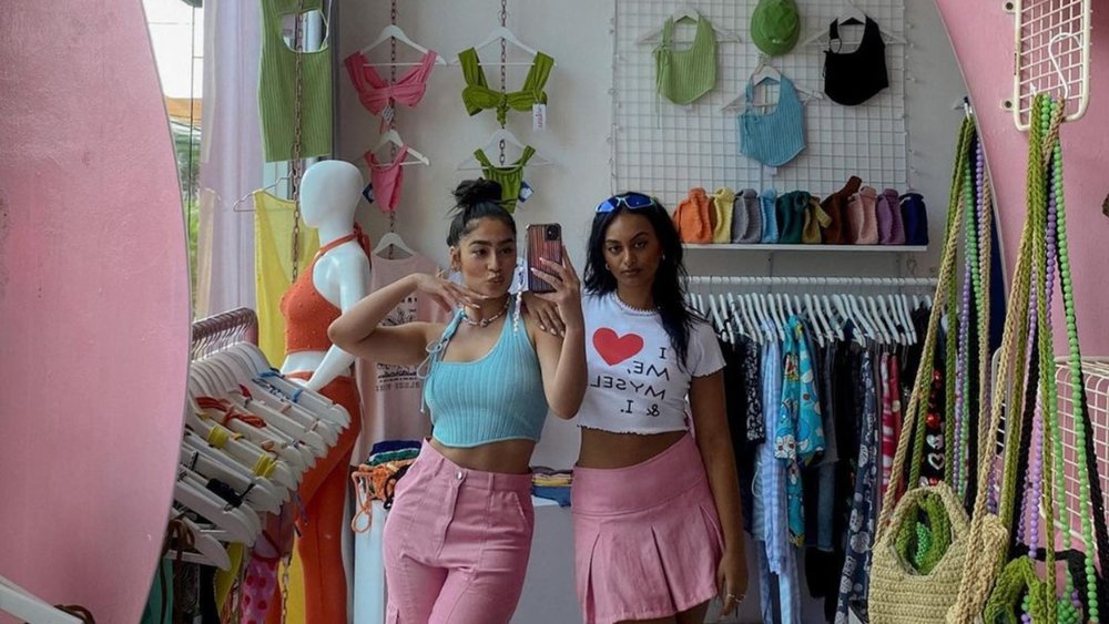 Get your fix of vibrant colours for your wardrobe from this Canggu shopping spot! Credits: @cute_mistake on Instagram