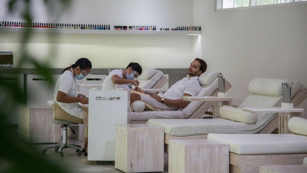 Be pampered by professional nail technicians. Credits to @spring_spa.