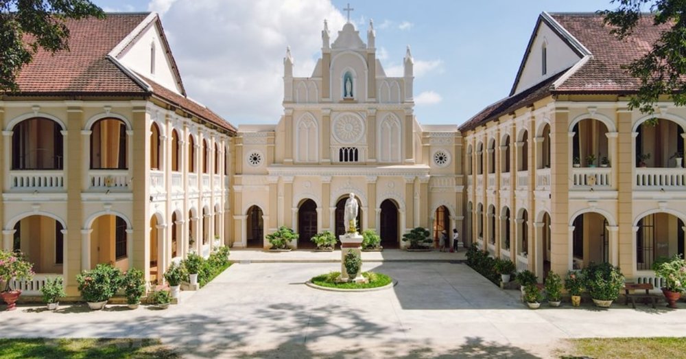 Nhà Thờ Làng Sông