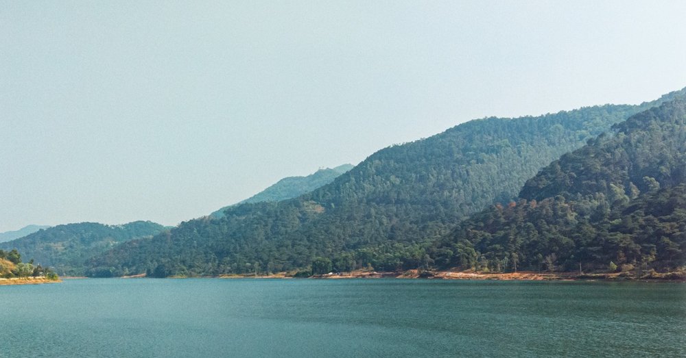 EN hanoi dong do lake