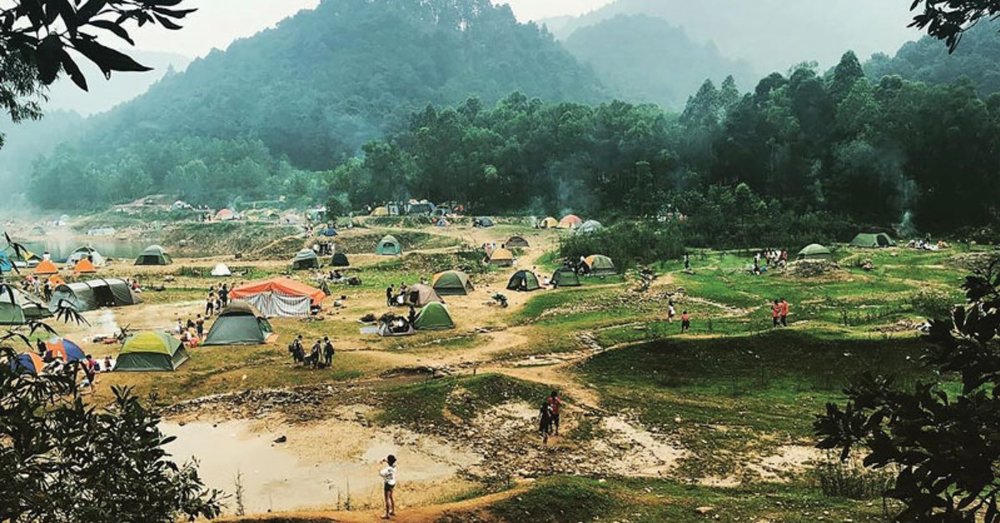 EN hanoi ham lon mountain