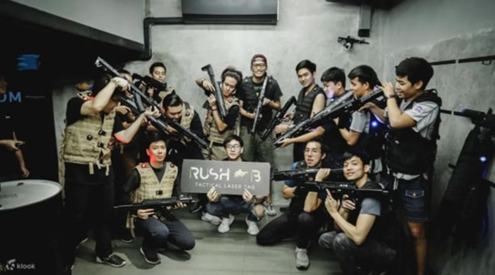 กิจกรรมในร่มสุดฮิต กิจกรรมรับหน้าฝน กิจกรรมเลเซอร์เกมที่ Rush B Tactical Laser Tag