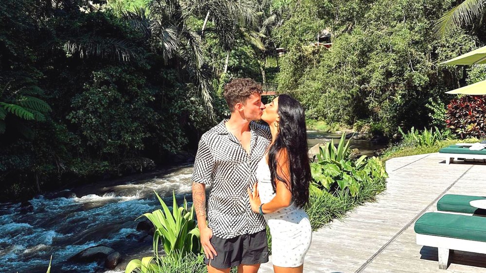 Your dream Bali honeymoon awaits! Credits to @alinatheprimalmystic on Instagram