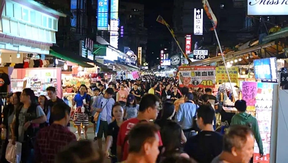 18.樂華夜市（ルーフアイエシー）