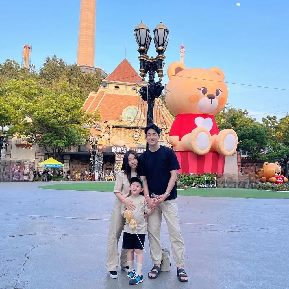 8.イーワールド(大邸)