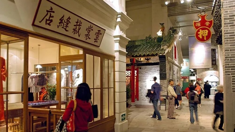 People exploring Hong Kong in foot