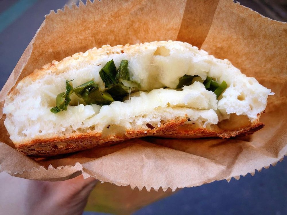 三重美食老曾碳烤燒餅