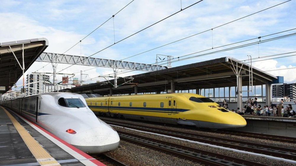 Shinkansen network consist of 9 lines connecting Japan. Image credit to @shengya60 on Instagram