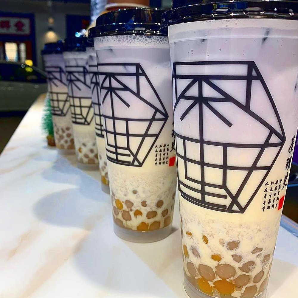 Lined up bubble milk tea