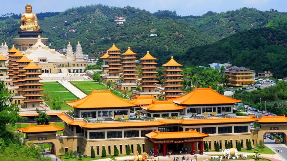 du-lich-cao-hung-dai-loan