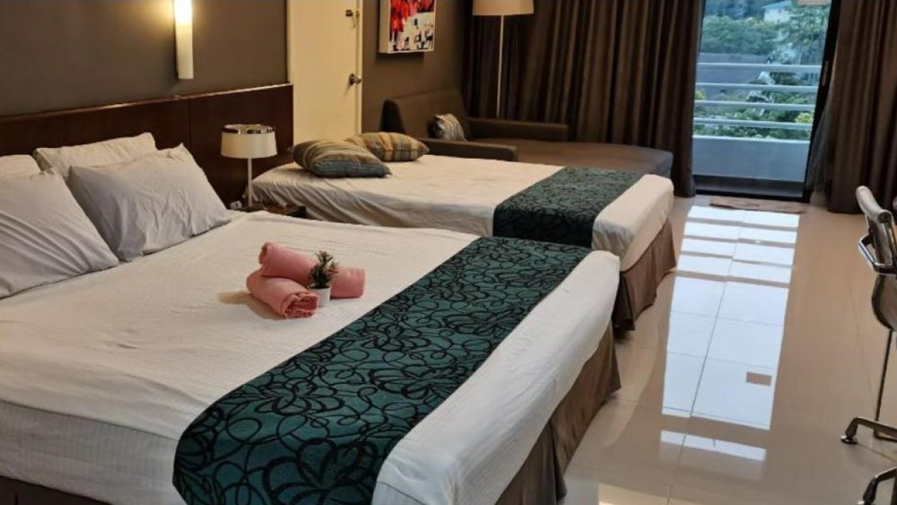 Lcp B1 Romamtic Love Wifi Homestay 