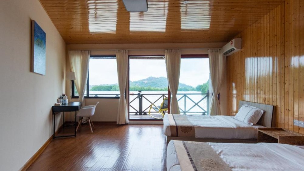 Gayang Friendly Water House Homestay 