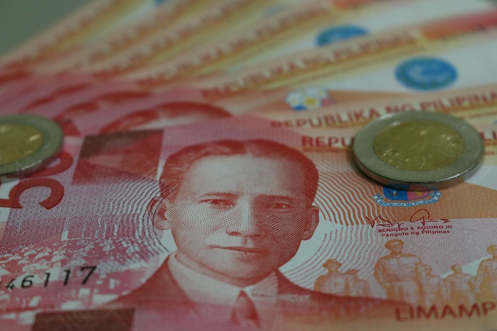 Spare change in peso