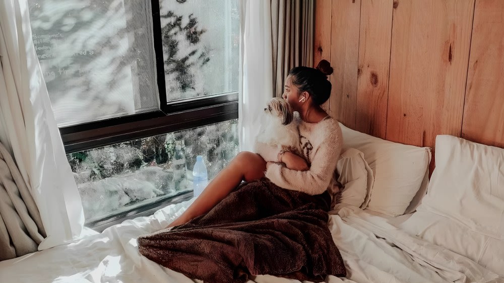 Cabins that is made out of recyclables! Image credits to @kaecadingan on Instagram