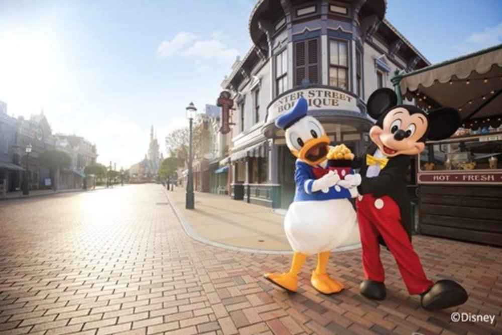 สวนสนุกฮ่องกงดิสนีย์แลนด์ (Hong Kong Disneyland)