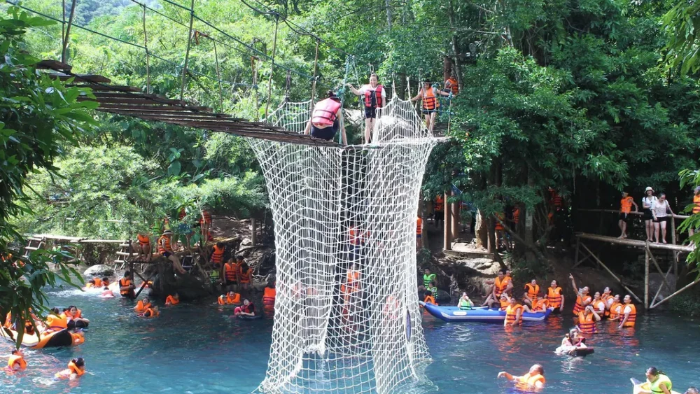 Công Viên Ozotrong du lịch phong nha kẻ bàng