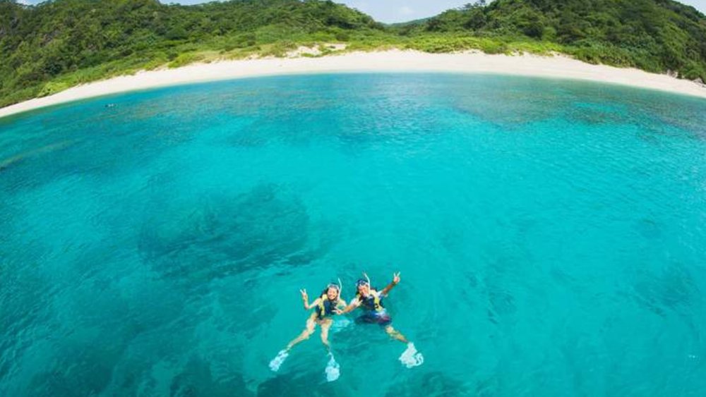 People snorkeling at Kerama Islands