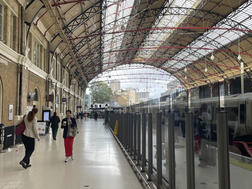 91618 Cotswolds Assembly Point (train station)