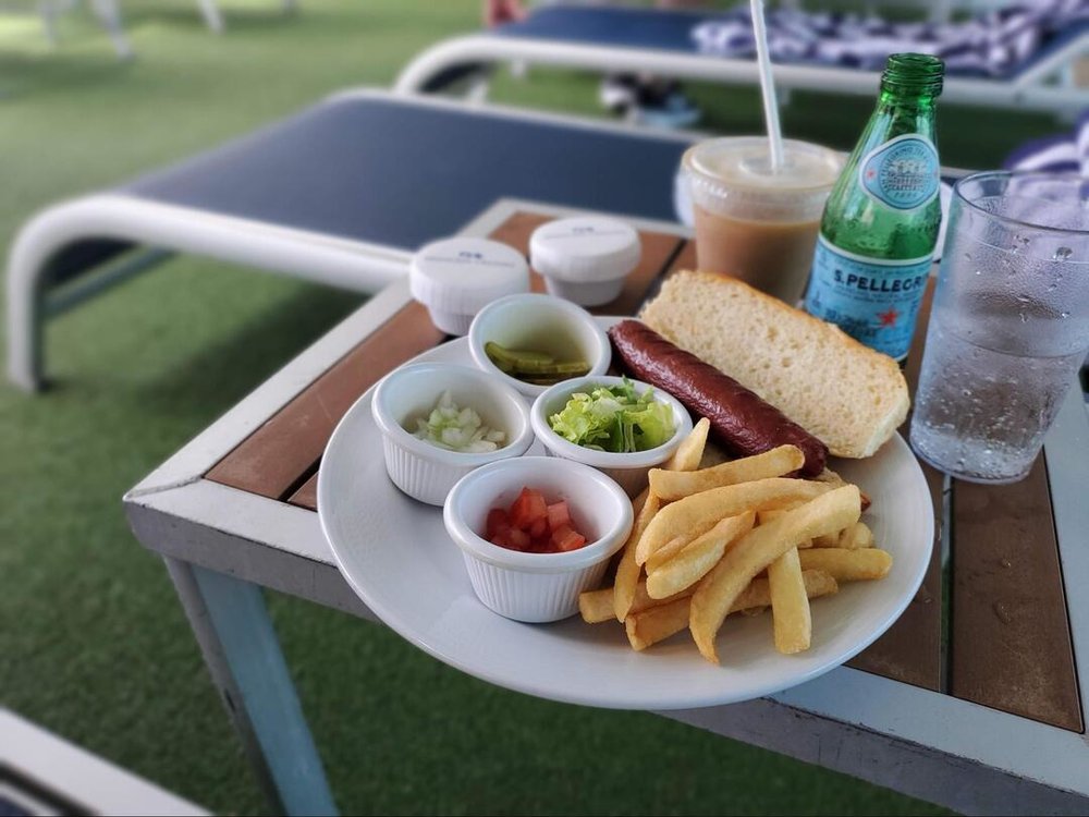 ピッツェリア / ハンバーガーグリル（無料）