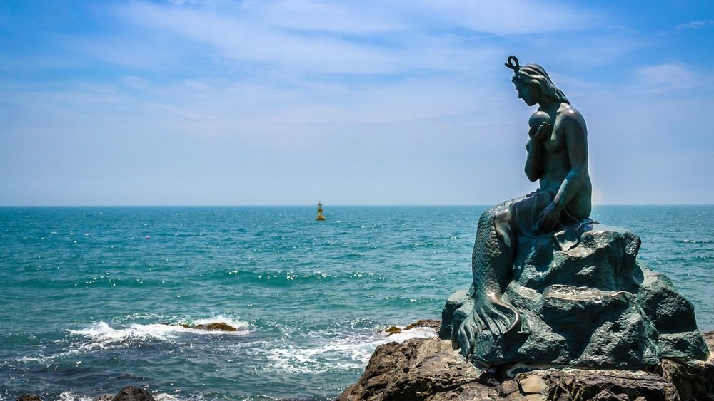 Princess Hwangok Statue