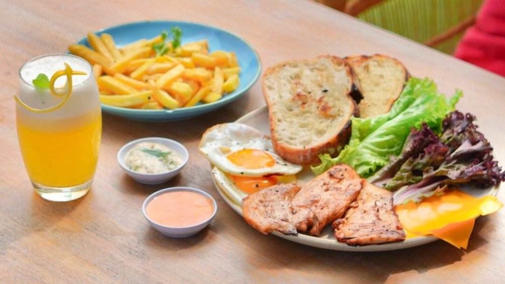 Este Leisure stands out as Bali's premier destination for Moroccan-inspired recreation.  Credits: @este.leisure on Instagram