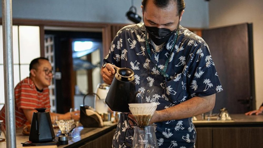 A top-rated cafe at Ubud, Titik Temu This is a spacious shop that gives you true Bali vibes.  Credits: @titiktemucoffee on Instagram