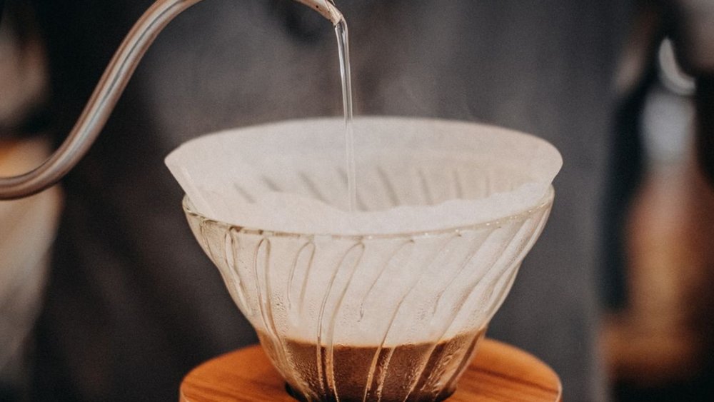 The Farmer Brews Coffee is a charming and rustic coffee shop that celebrates the art of farm-to-cup brewing.  Credits: @thefarmerbrews on Instagram