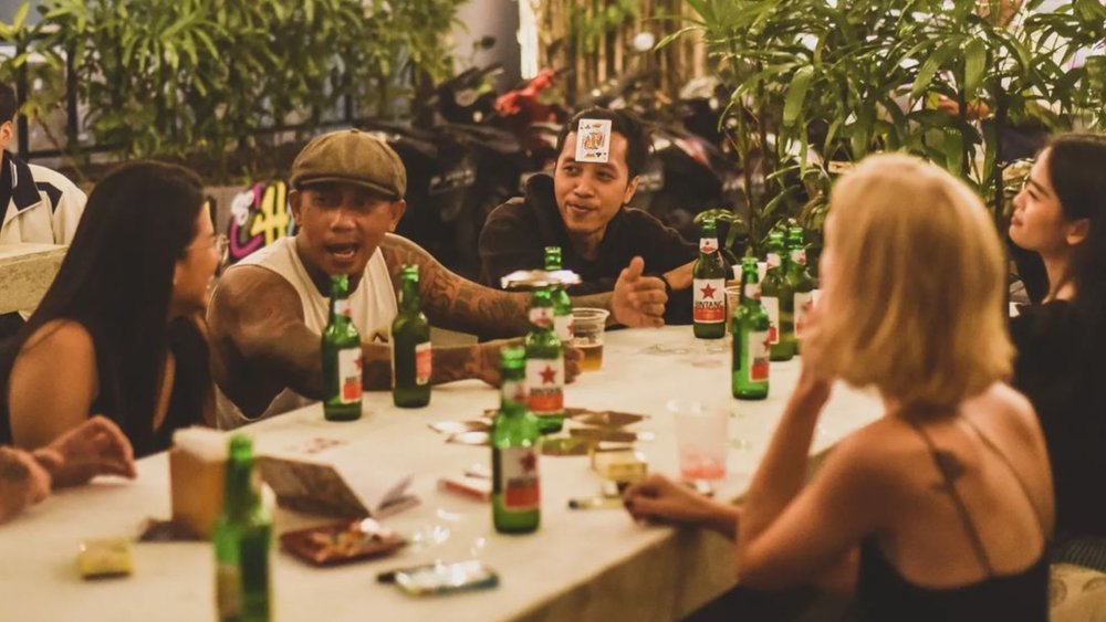 Show your competitive spirit and play a game or two! Credits: @alleycats_bali