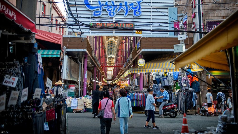 Yeongdo Namhang Market