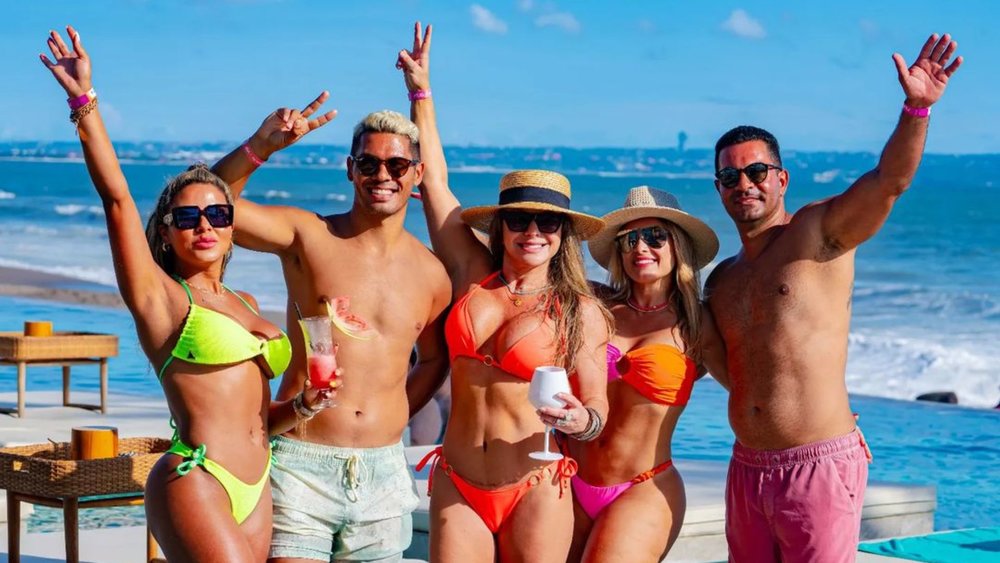 At Atlas Beach Club, the coastal charm meets vibrant beats and endless summer vibes. Credits: @atlasbeachclub on Instagram