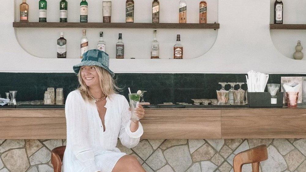 Single Fin is a haven for surf, sunset, and sips! Credits: @singlefinbali on Instagram