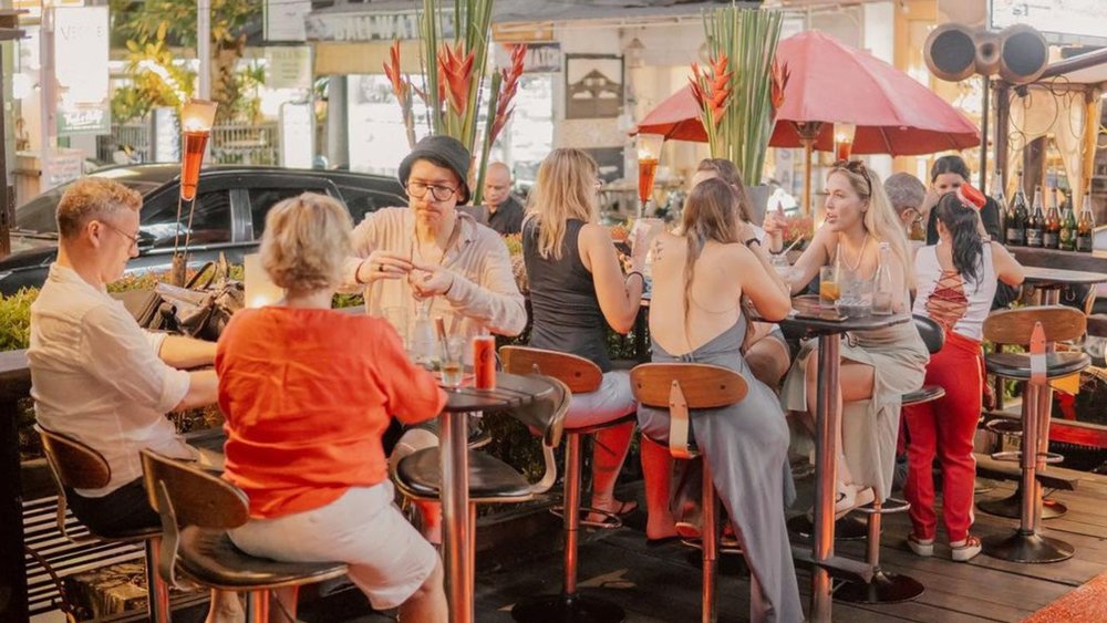 Toast to elegance at Red Carpet! Credits: @redcarpetchampagnebar on Instagram