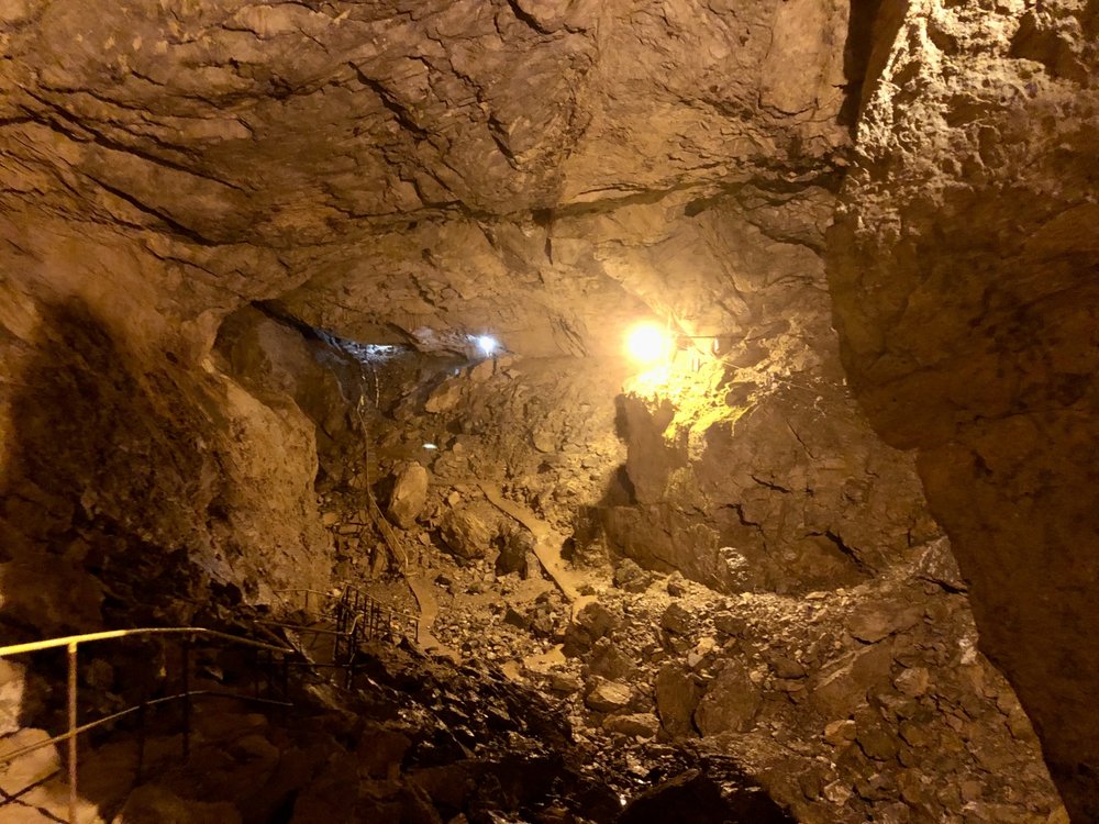 滋賀県 河内の風穴