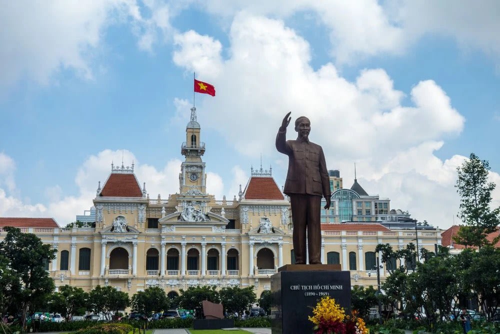 胡志明市景點胡志明人民委員會