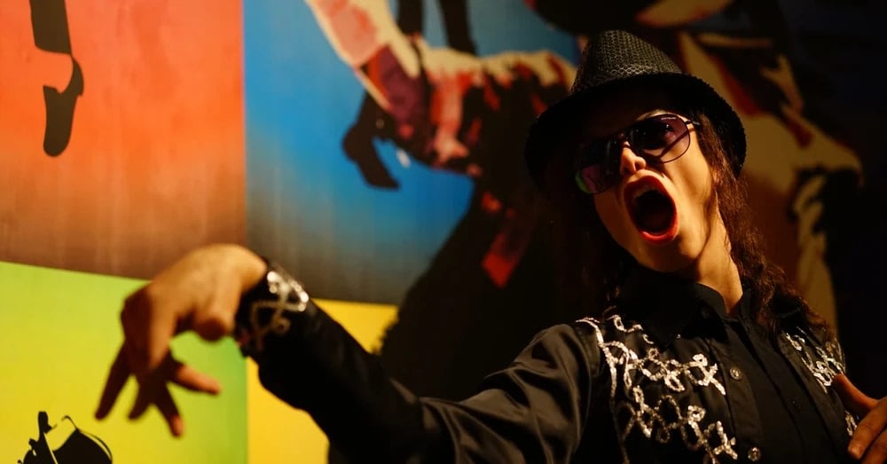 巴拿山景點蠟像博物館