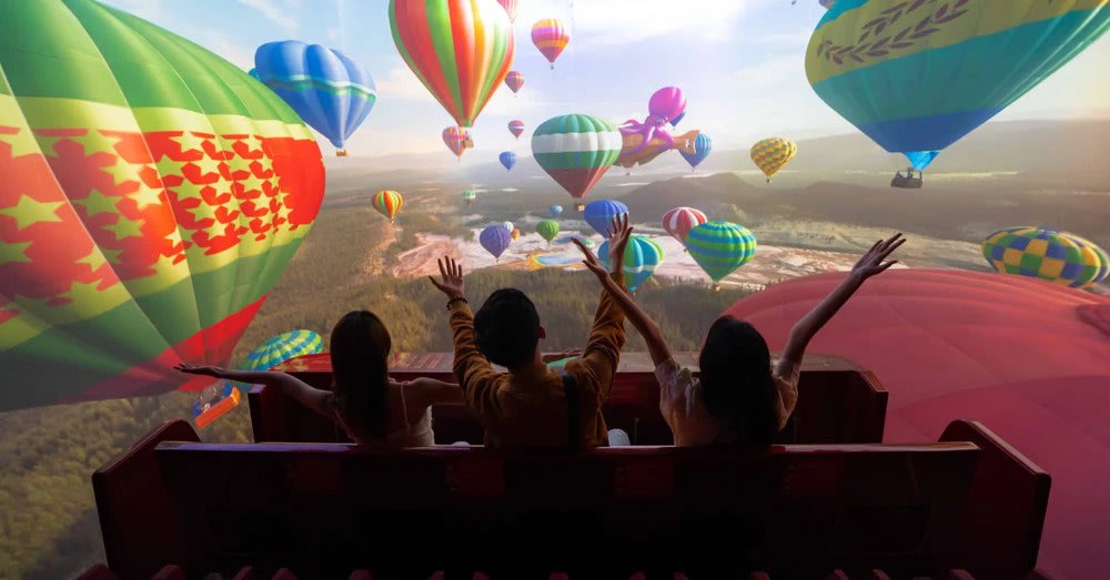 巴拿山景點飛船電影院