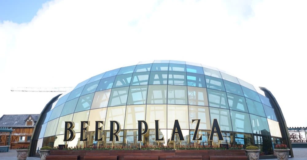 巴拿山餐廳 Beer plaza