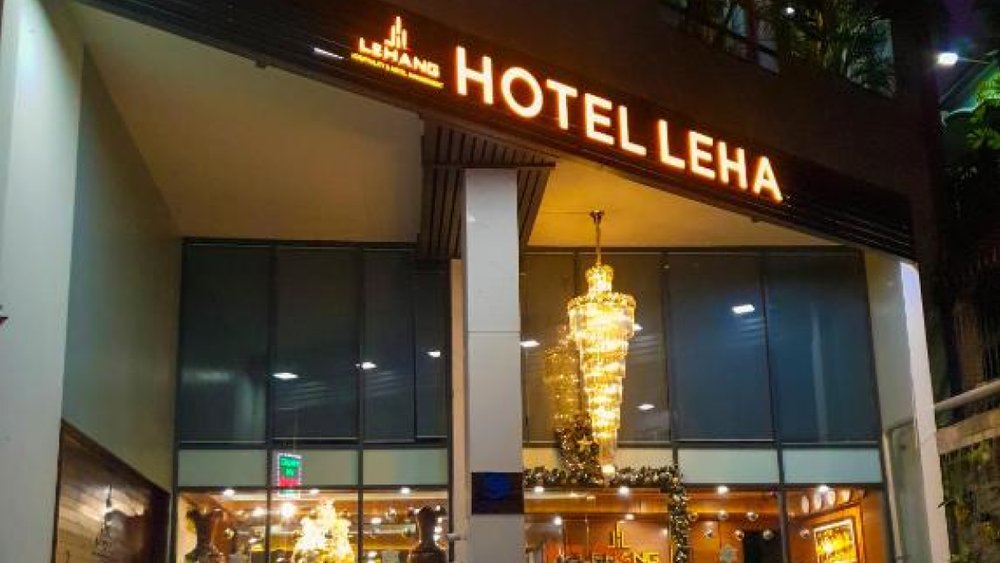 Khách Sạn LEHA Saigon Airport