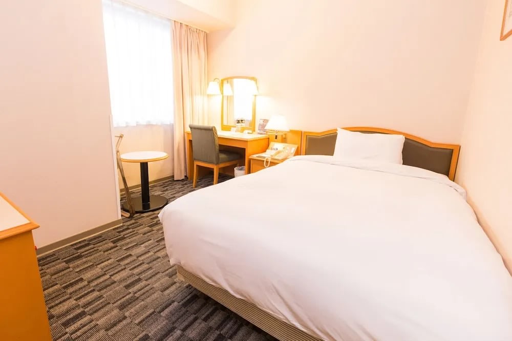 where to stay in taipei