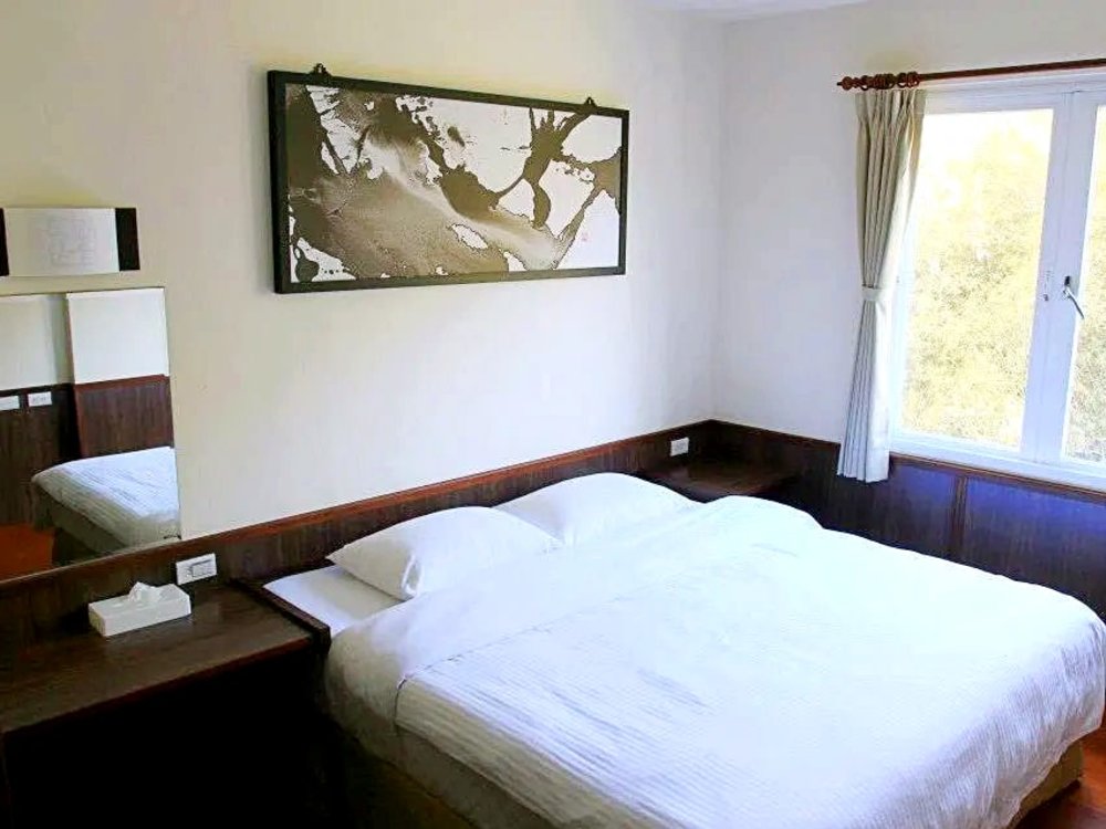 where to stay in chiayi