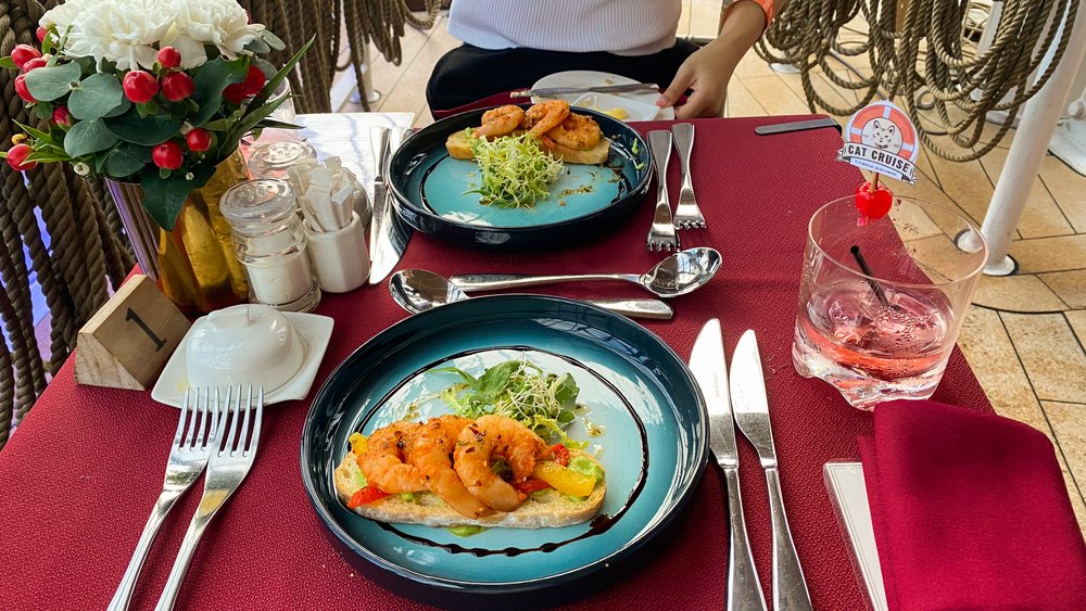 singapore cat cruise