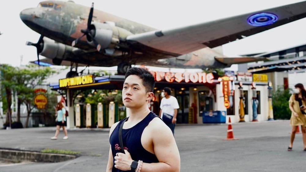 Nightfall unveils a world of wonder at Srinagarindra Train Night Market 🌌🍦Credits: @ethanwhosings on Instagram