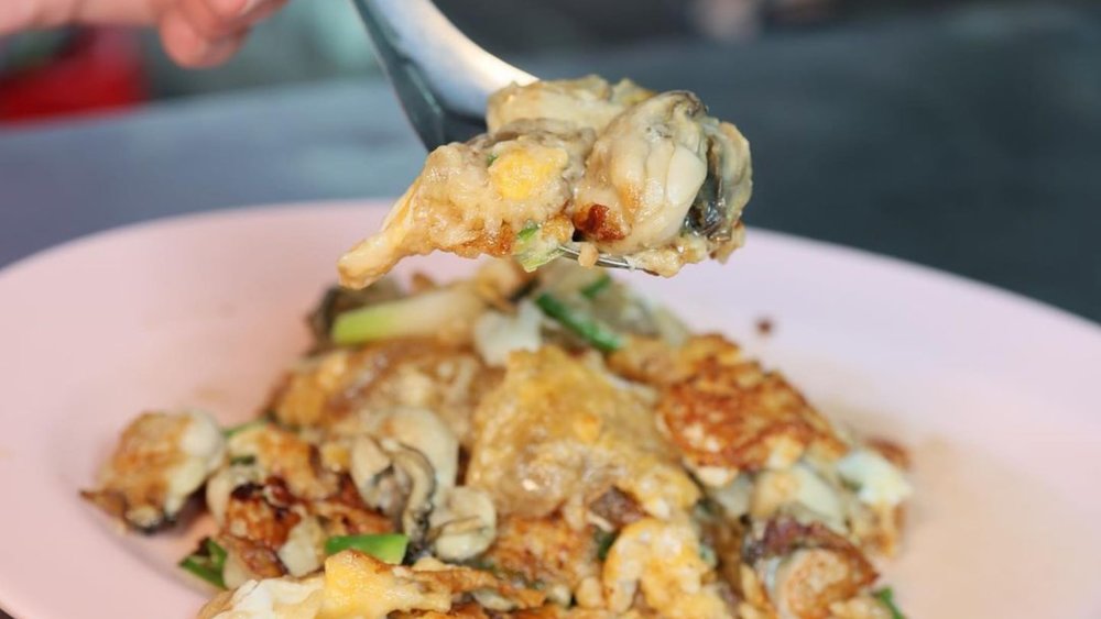Savoring A Taste of The Best Thai Cuisine Oyster Omelette! Credit: @2tummies_foodie on Instagram