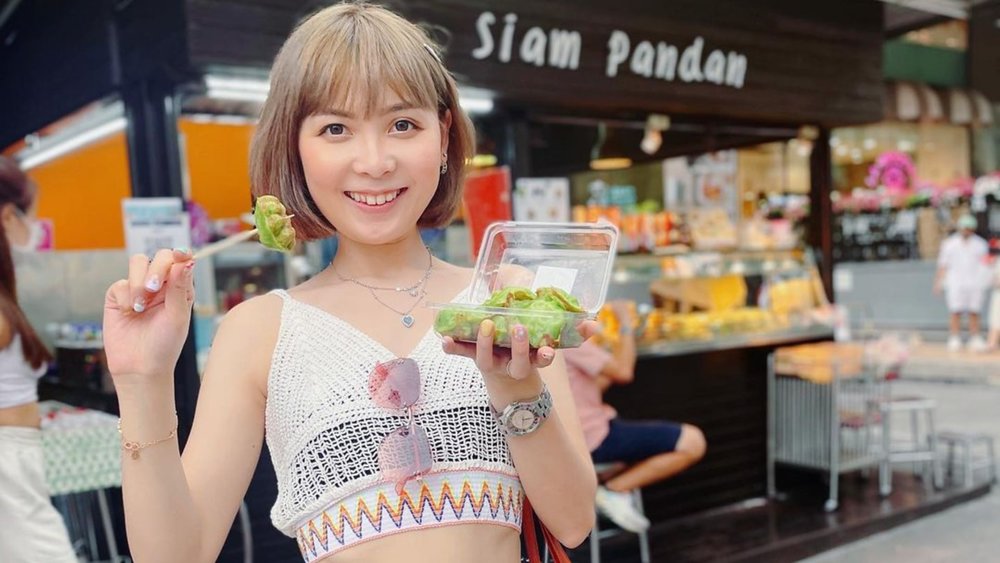 Pandan Perfection in Every Bite. 🍰💚Credit: @sistereight_eatery on Instagram